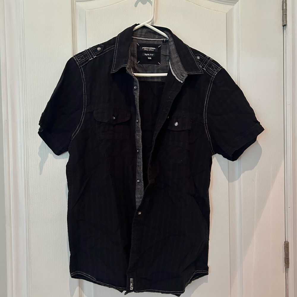 Men’s Short Sleeve Button-Up Shirt